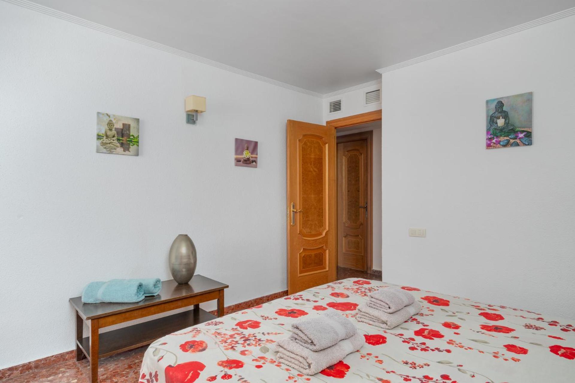 Beachfront, Two Bed- & Bathrooms, Private Parking Fuengirola Exterior foto