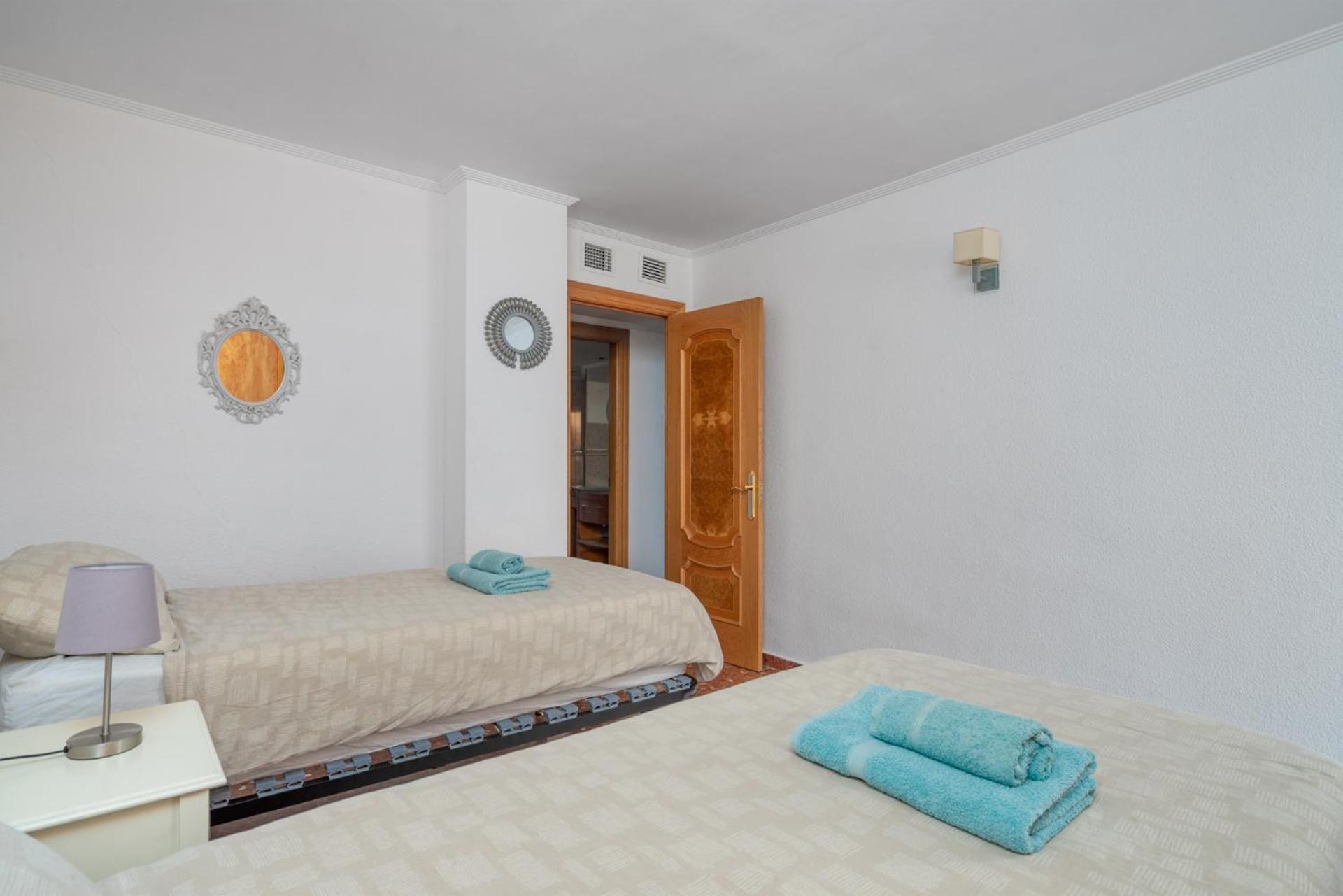 Beachfront, Two Bed- & Bathrooms, Private Parking Fuengirola Exterior foto